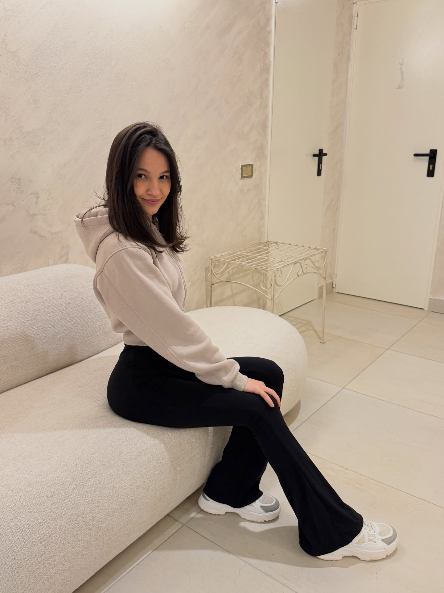 bruneta10.10 - Model OnlyFans Romania