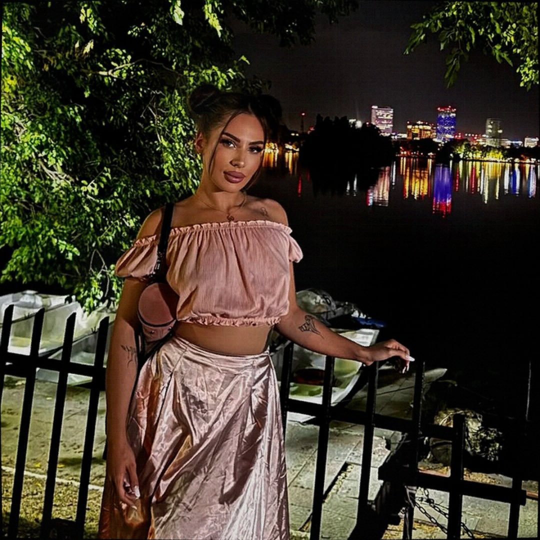 ellaa.peach - Model OnlyFans Romania